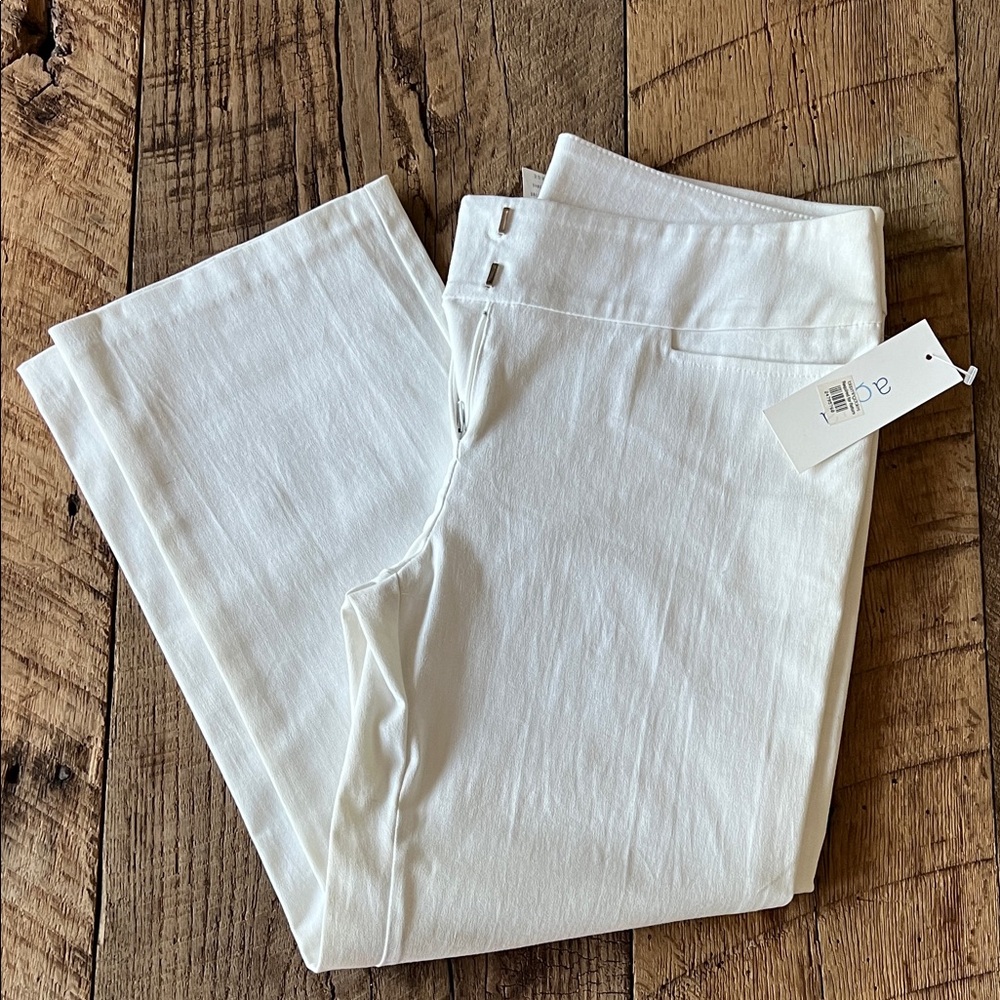 Aqua White Straight Legged Pants NWT